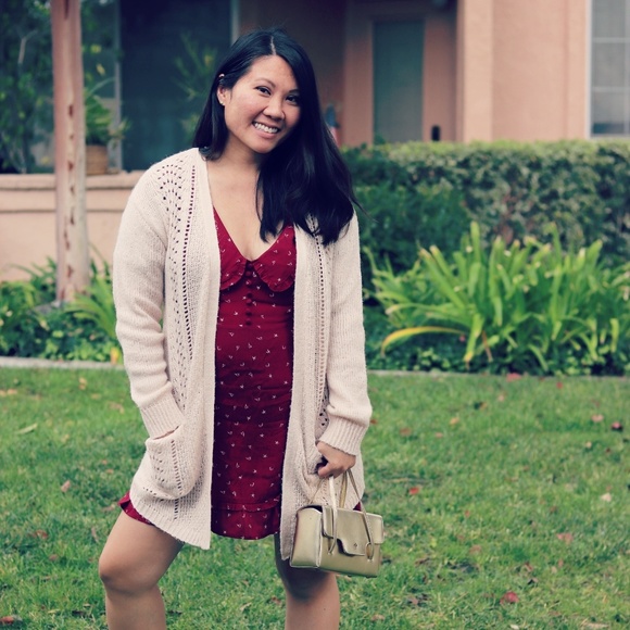 Meet your Posher, Lindsey - Picture 2 of 5